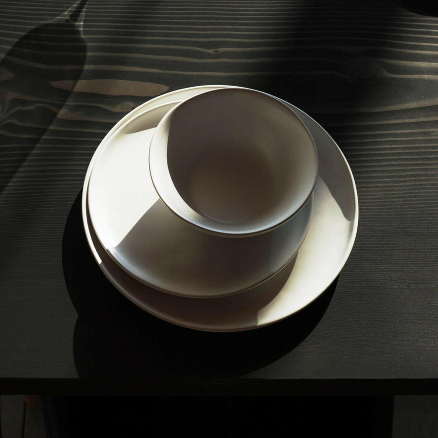 Elegant dinnerware set featuring classic design for formal dining occasions and sophisticated table settings.
