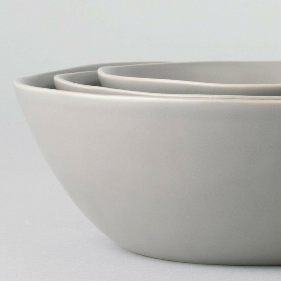 Elegant nested serving bowls designed for space-saving elegance, perfect for stylish and efficient kitchen storage