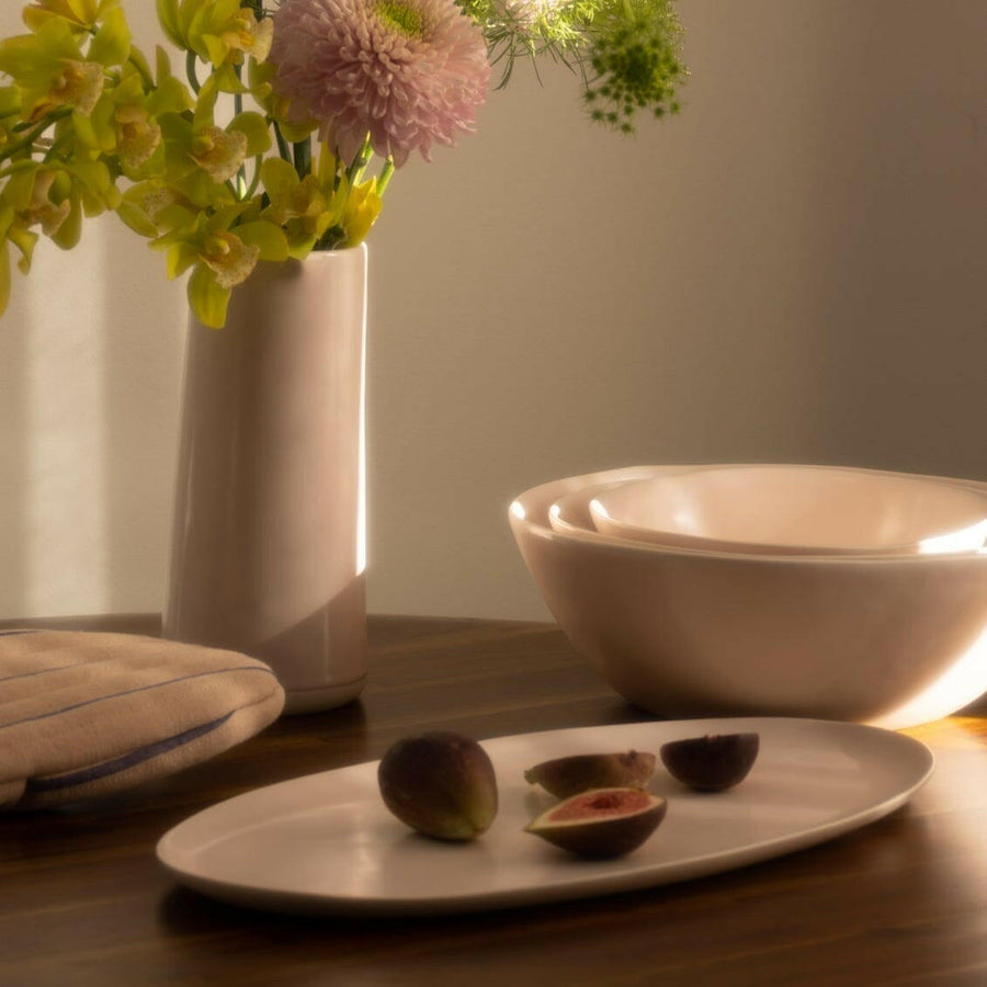 Elegant oval serving platter perfect for formal dining and stylish food presentation.