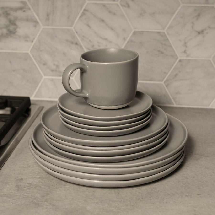 Stylish ceramic mugs perfect for elegant coffee and tea experiences, combining functionality with modern design.